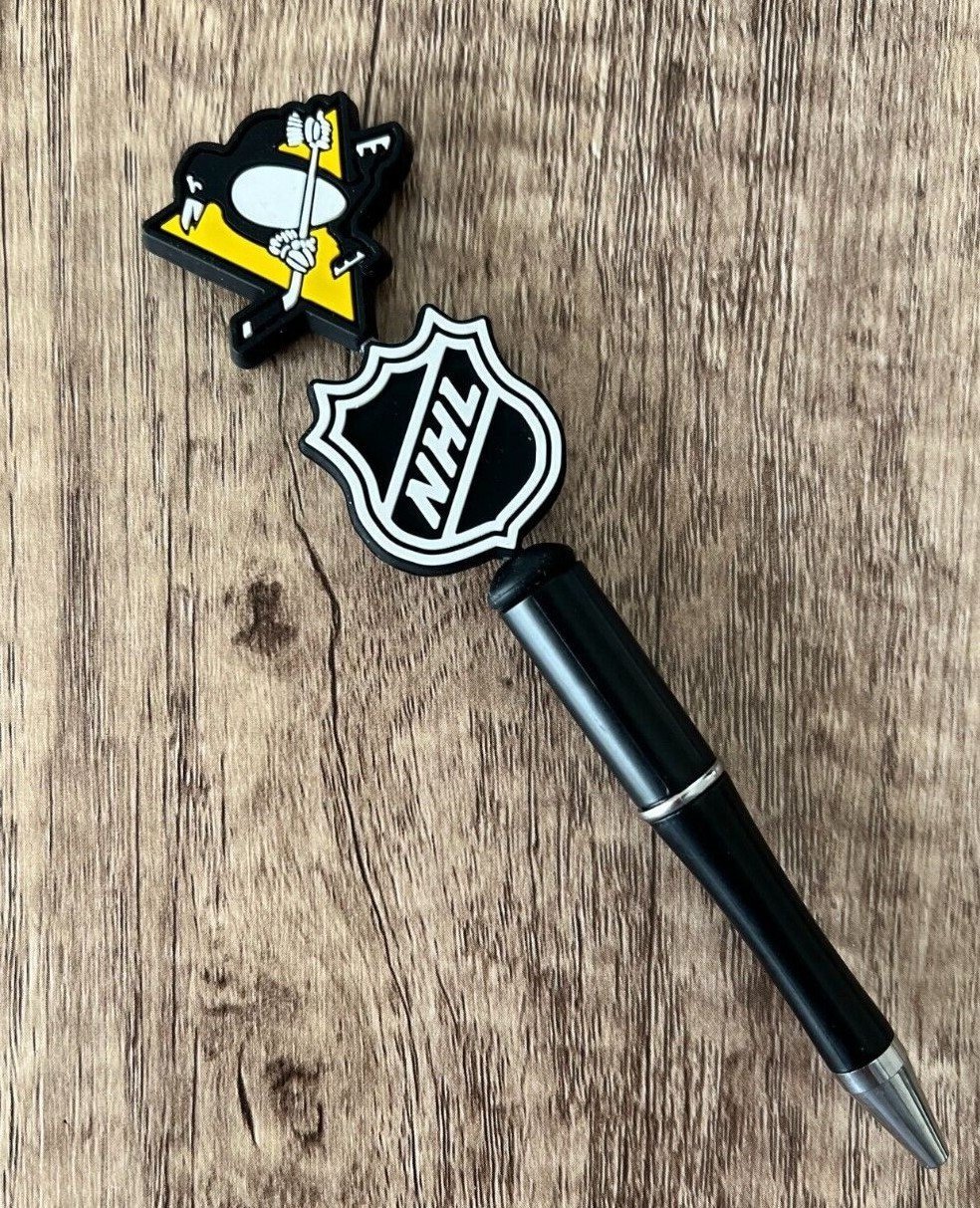 Handmade beaded pens. Hockey. Collect, gifts, gift basket filler, party