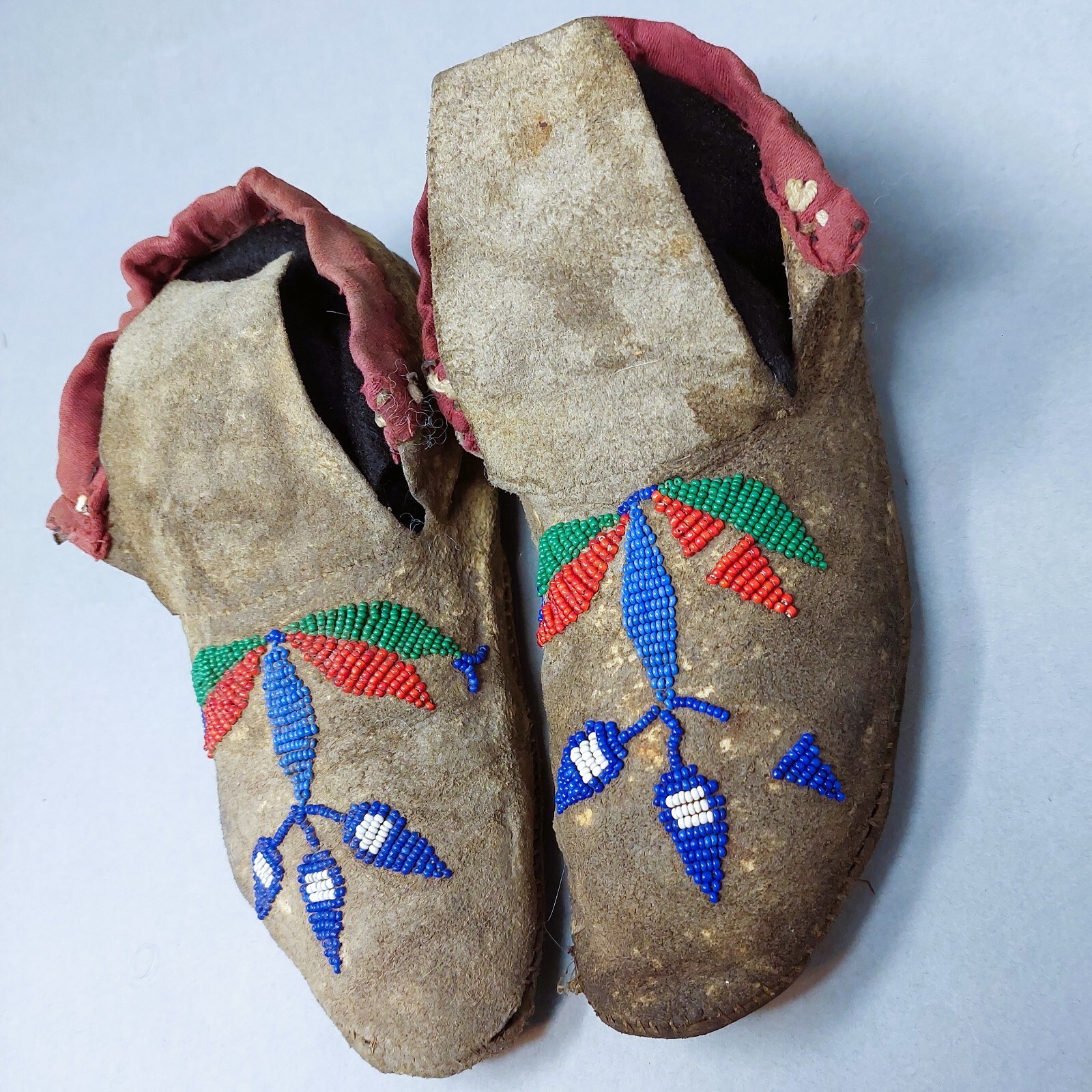 Santee Sioux Blue, Green, Red Childs Moccasins Ca: 1880 Sinew & Thread Sewn