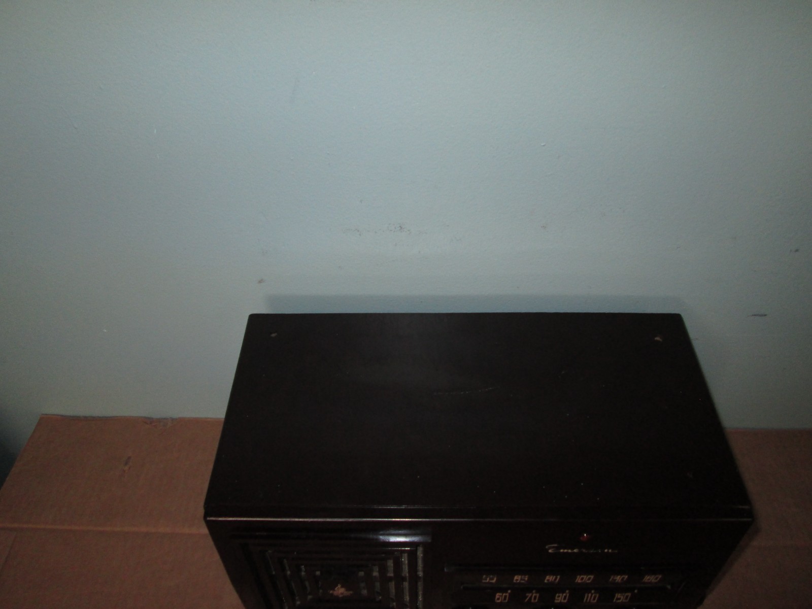 1953 Emerson 756B AM Bakelite Brown Tube Radio Vintage