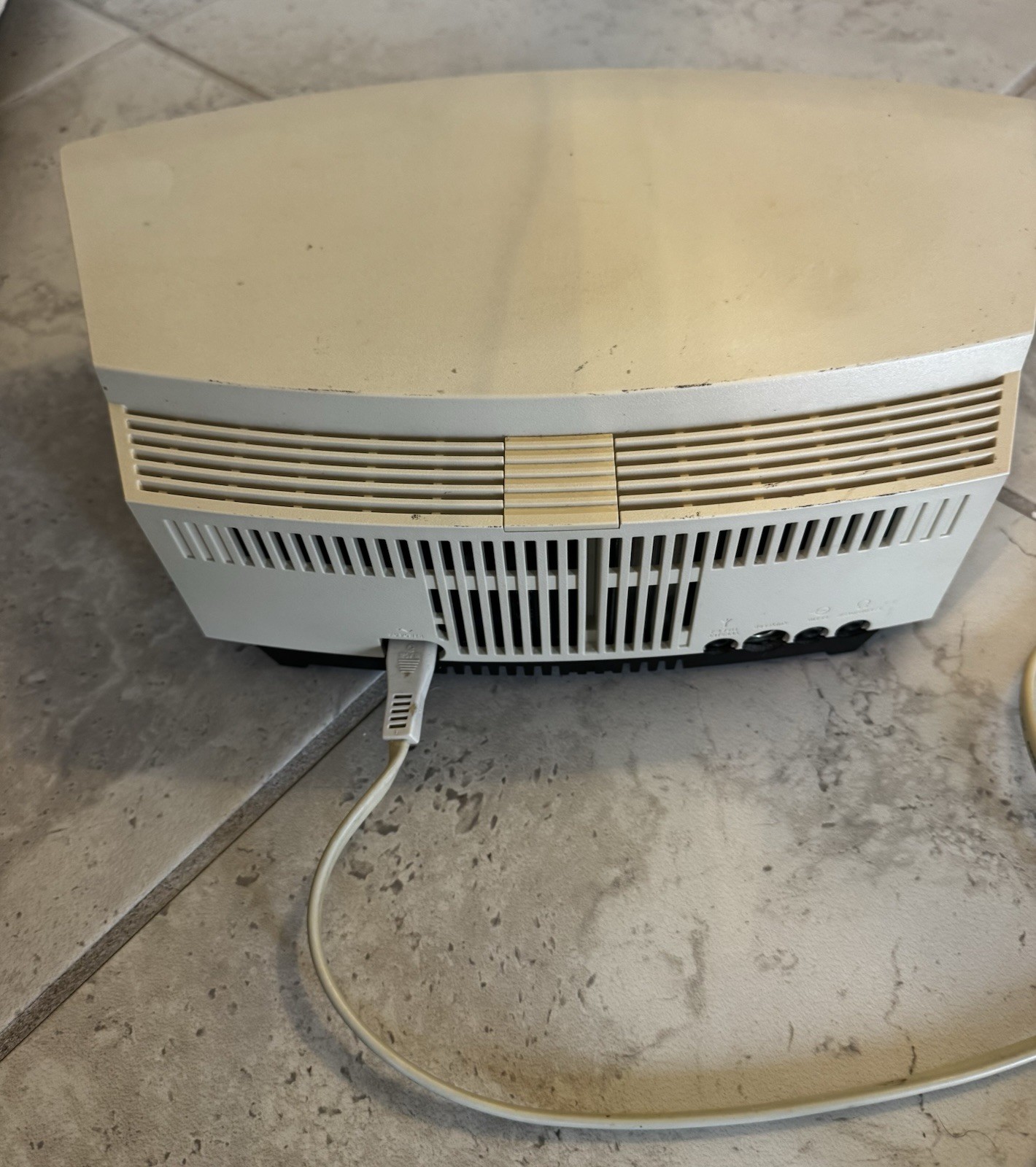 Bose Wave Music System AM/FM Radio and CD Player AWRCC2 No Remote