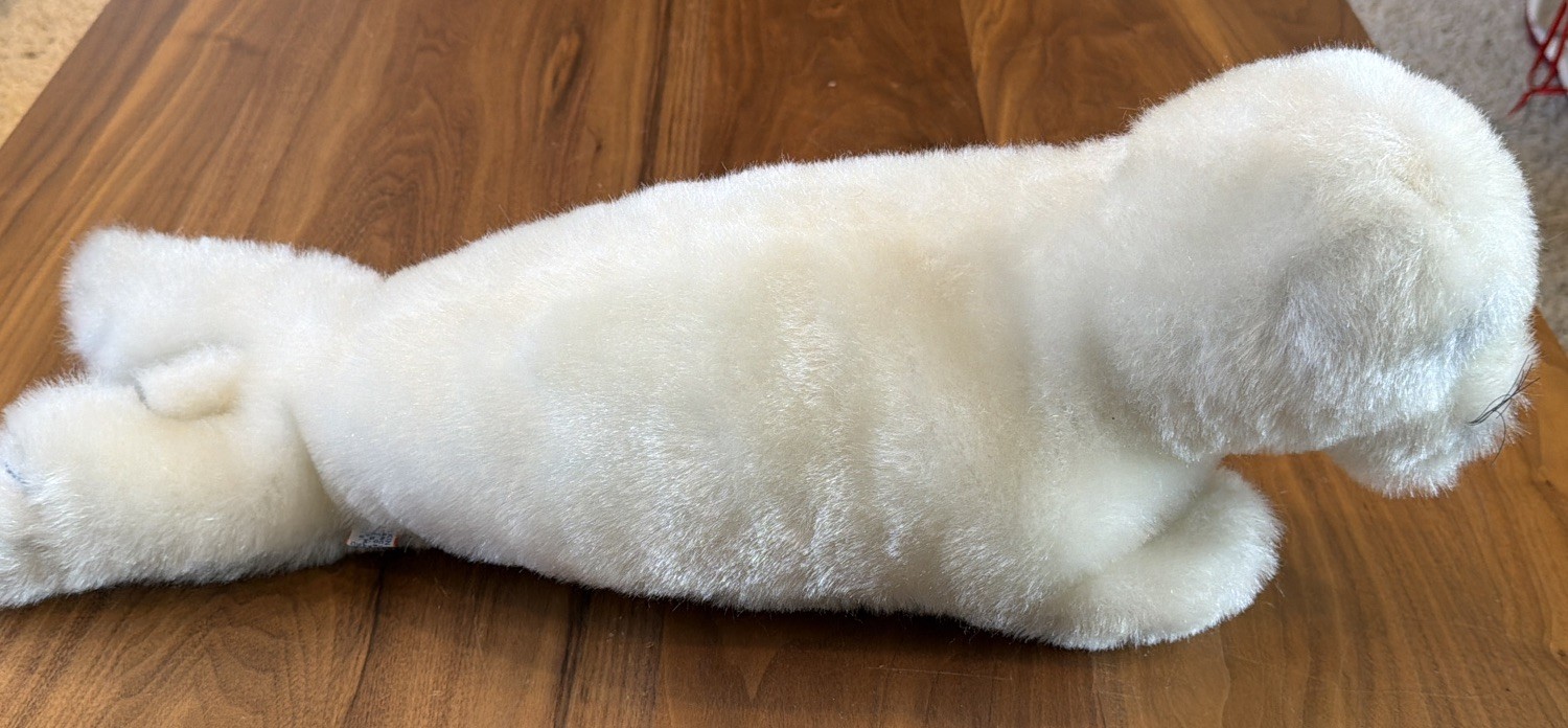 R. DAKIN 1982 Vintage Seal 21” Plush Soft Toy Stuffed Animal Cream RARE HTF EUC