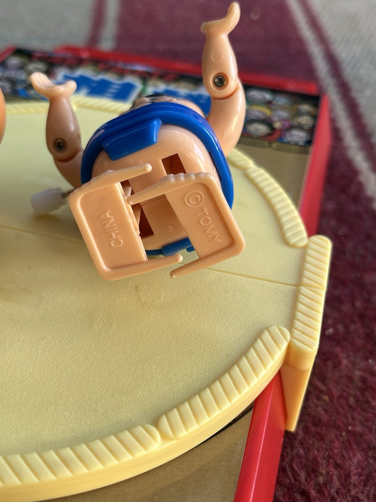 1980 TOMY WIND-UP SUMO WRESTLERS W/ RING & CARRYING CASE