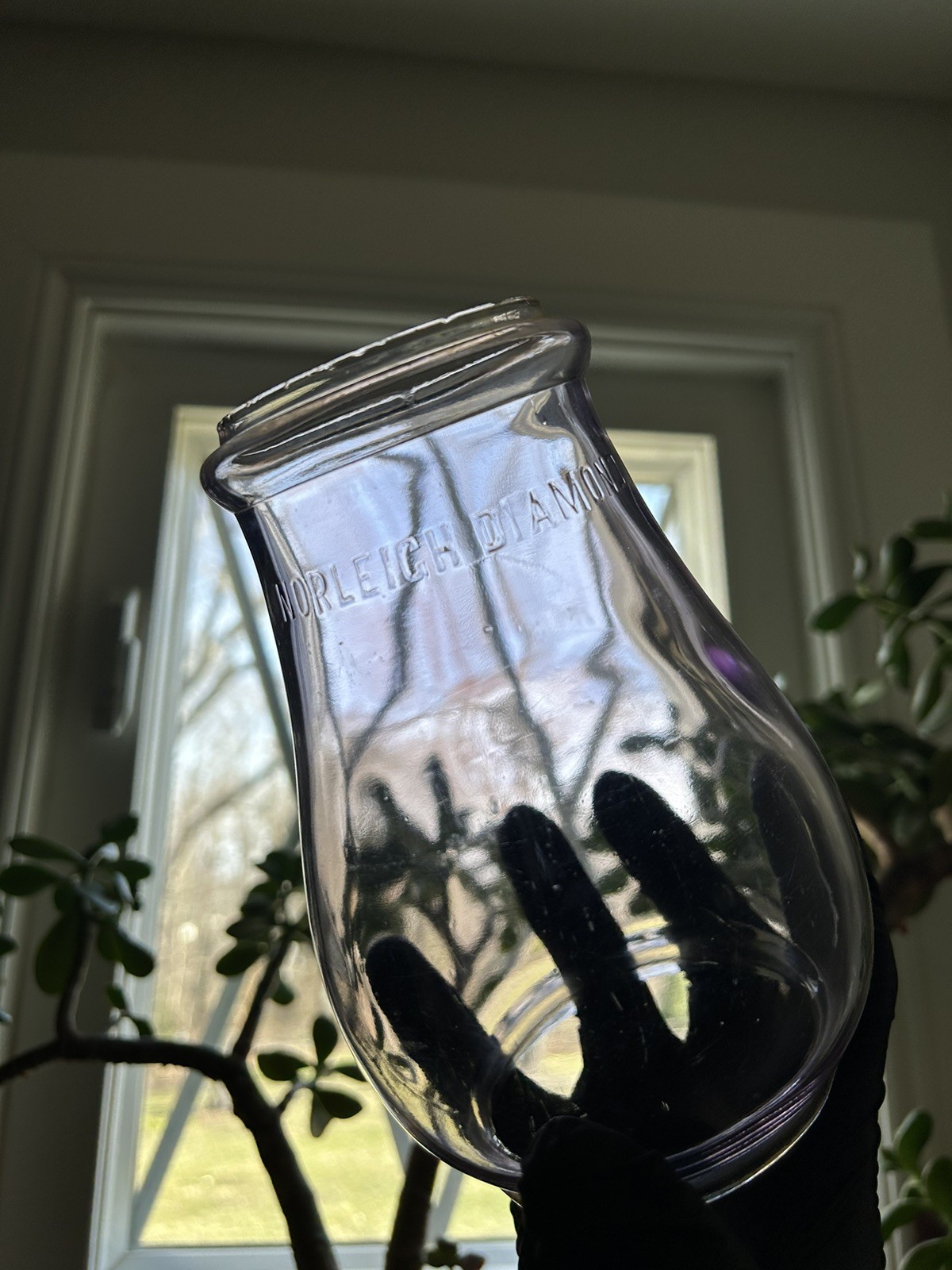 Rare Amethyst Toned Clear Embossed Norleigh Diamond 6.5” tubular lantern Globe