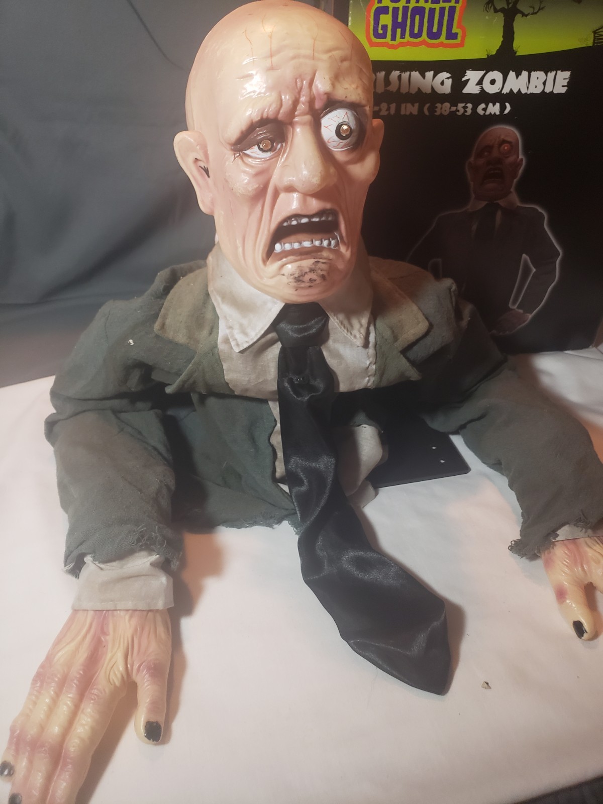 Rising Zombie Halloween Animatronic Prop Spirit Totally Ghoul Decoration Read