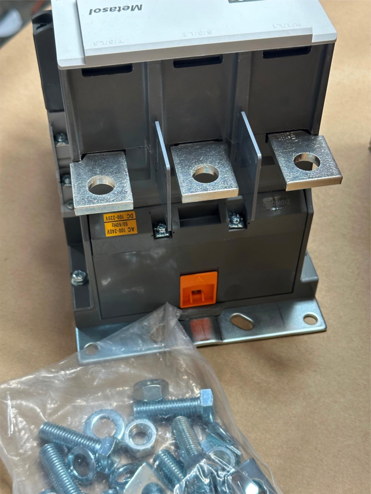 Metasol MC-400A 400A AC Contactor 3P Screw Type 100-240VAC 100-220VDC 2A2B