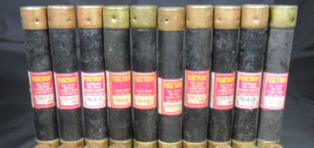 Nice Lot Bussmannn Fusetron FRS-R-20 Amp Fuses Class RK5 600 Volts