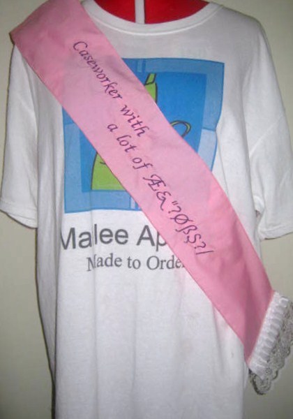 1/2 APRON & SASH SET Available most colours M2O All occasion Message names etc