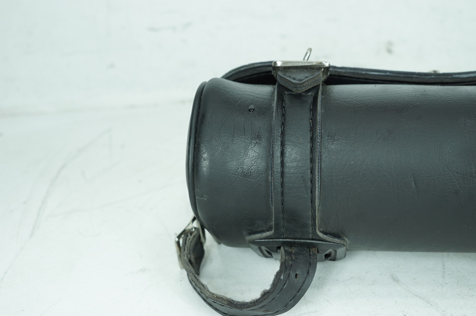 2008 Harley Dyna FXDWG 105th Wide Glide Front Onboard Tool Bag Leather Storage