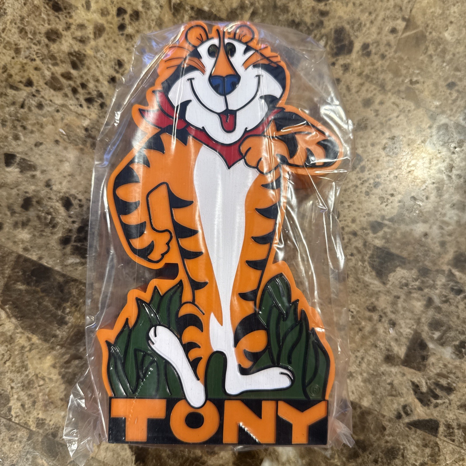 NIB Vintage 1980 Kellogg Tony the Tiger AM Transistor Radio Free Shipping