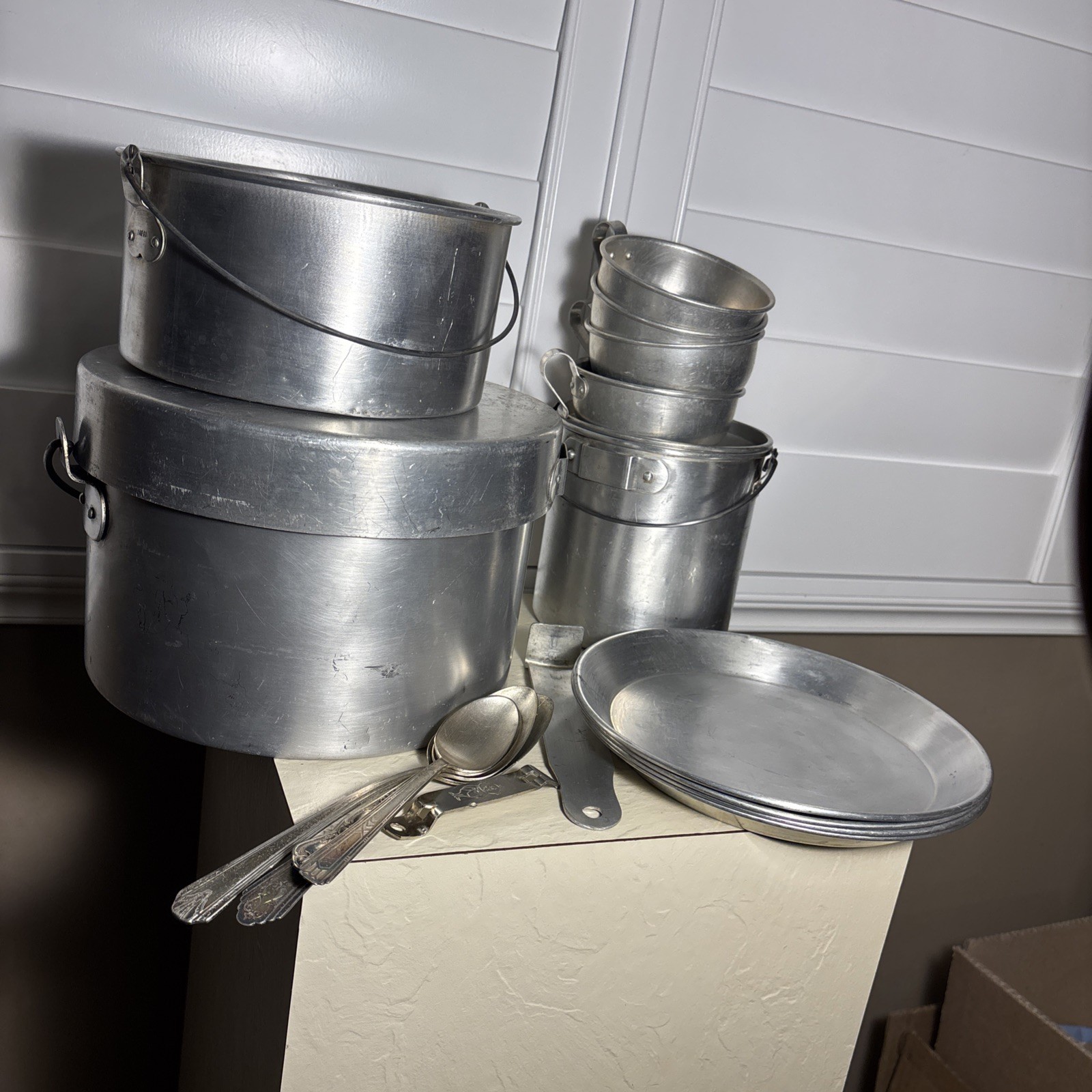 Vintage Aluminum Nesting Camping Mess Set Cooking Pots Plates Cups Set 4 Japan