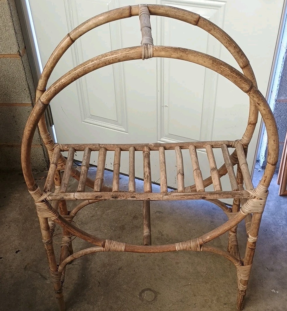 Vtg Mid Century Bamboo Shelf Unit Freestanding Circular Bookcase Etagere 35"x23"