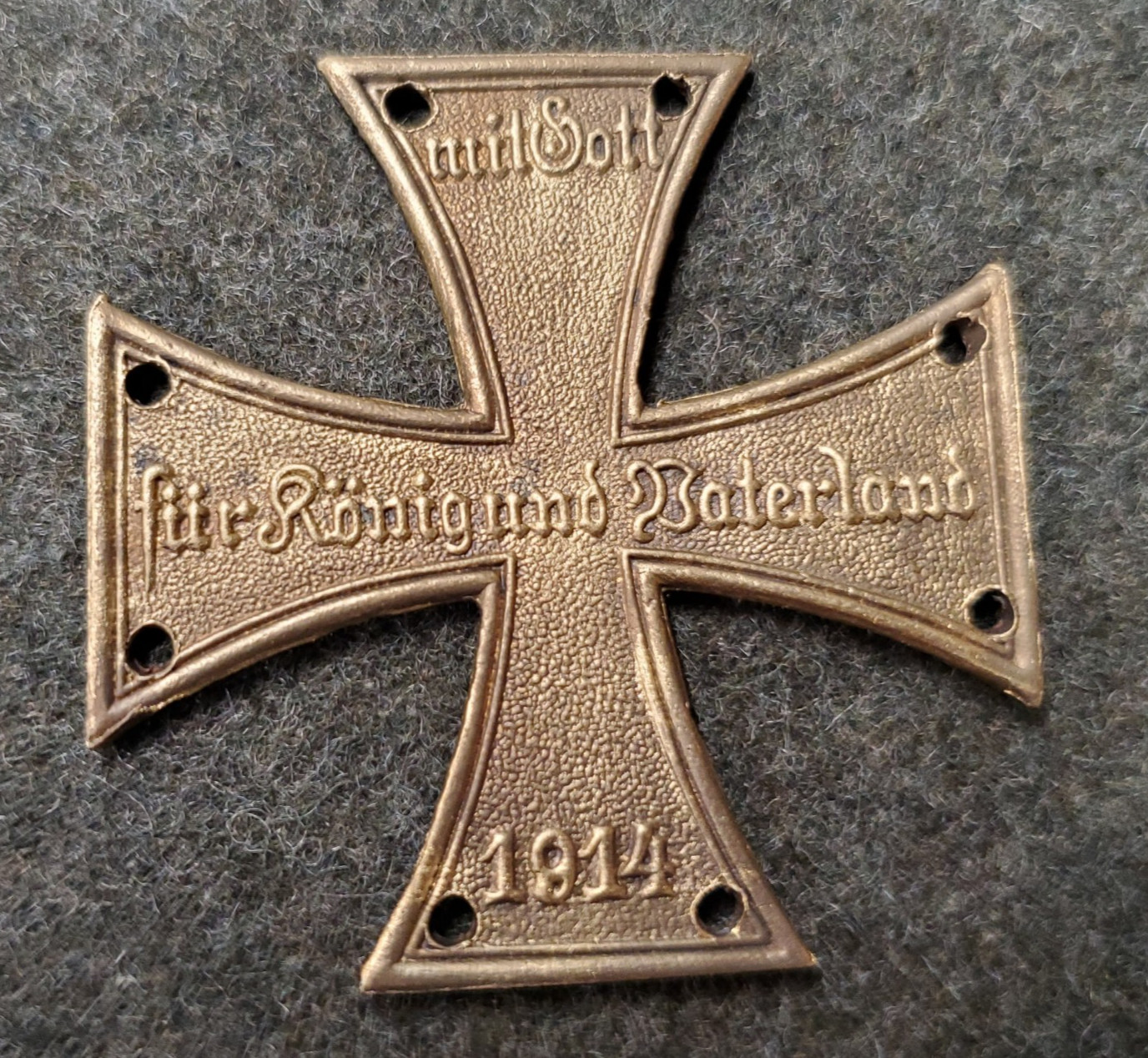 WWI German/Prussian Landsturm cross Cap Badge