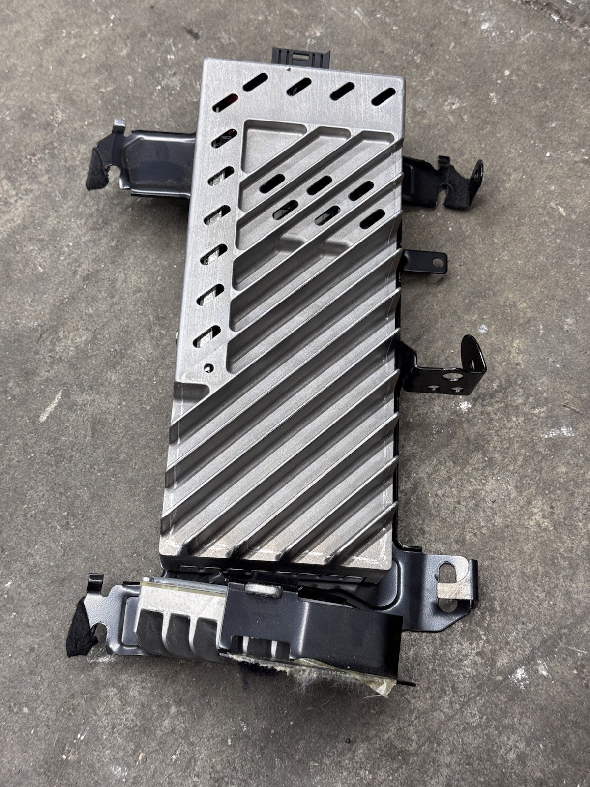 BMW M3 M4 F80 F82 Amplifier Amp harman kardon B263