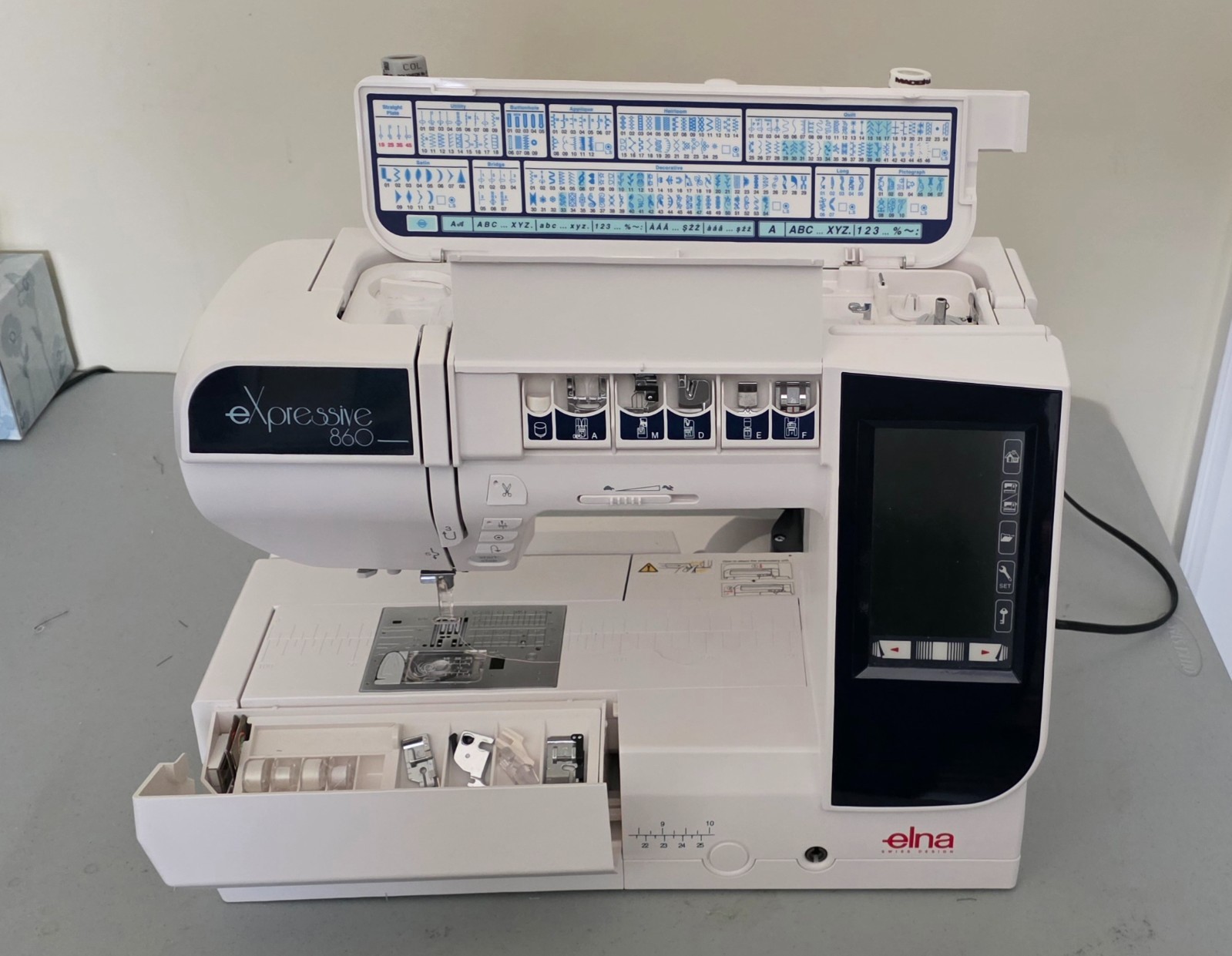 Elna eXpressive Embroidery/Sewing Machine Slightly used