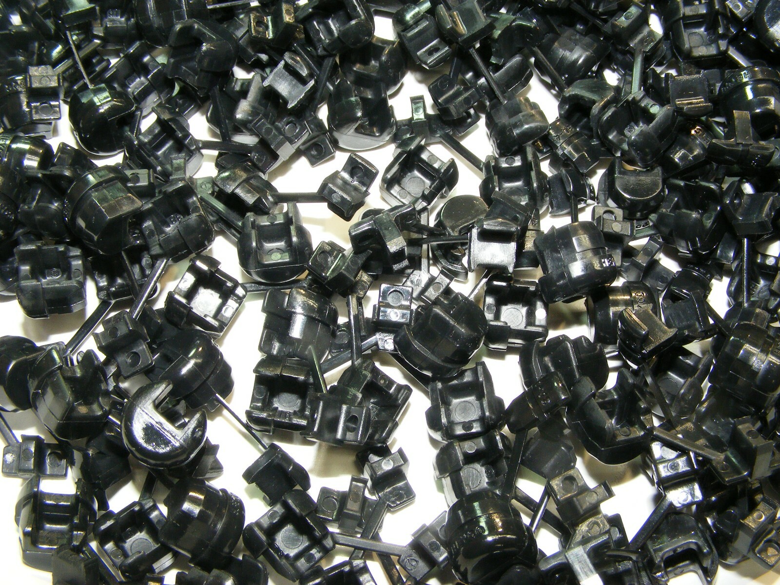 QTY10 HEYCO 1074 STRAIN RELIEF SR-3A-4 BLK 7/16" FLAT CABLE 18/2 AWG LAMP CORD