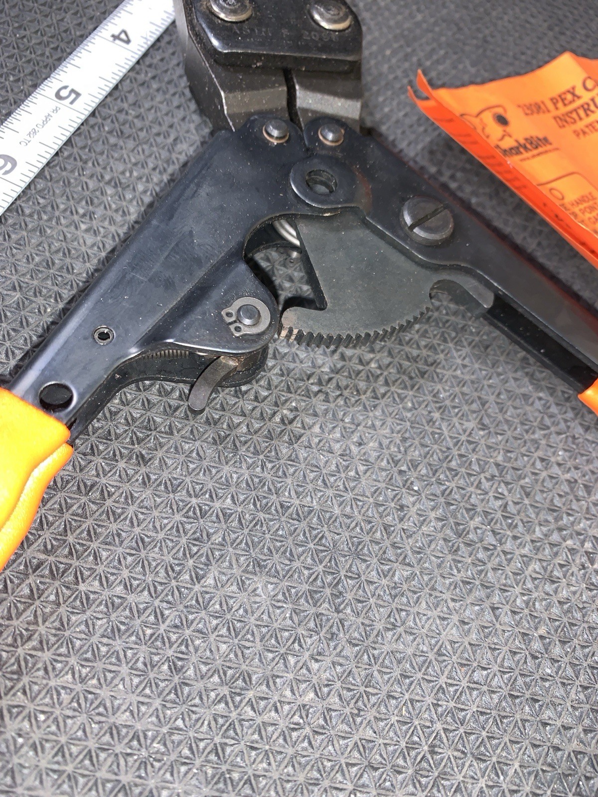 SharkBite 23081 PEX clamp tool Full Size Pex Clamp Pincer Tool