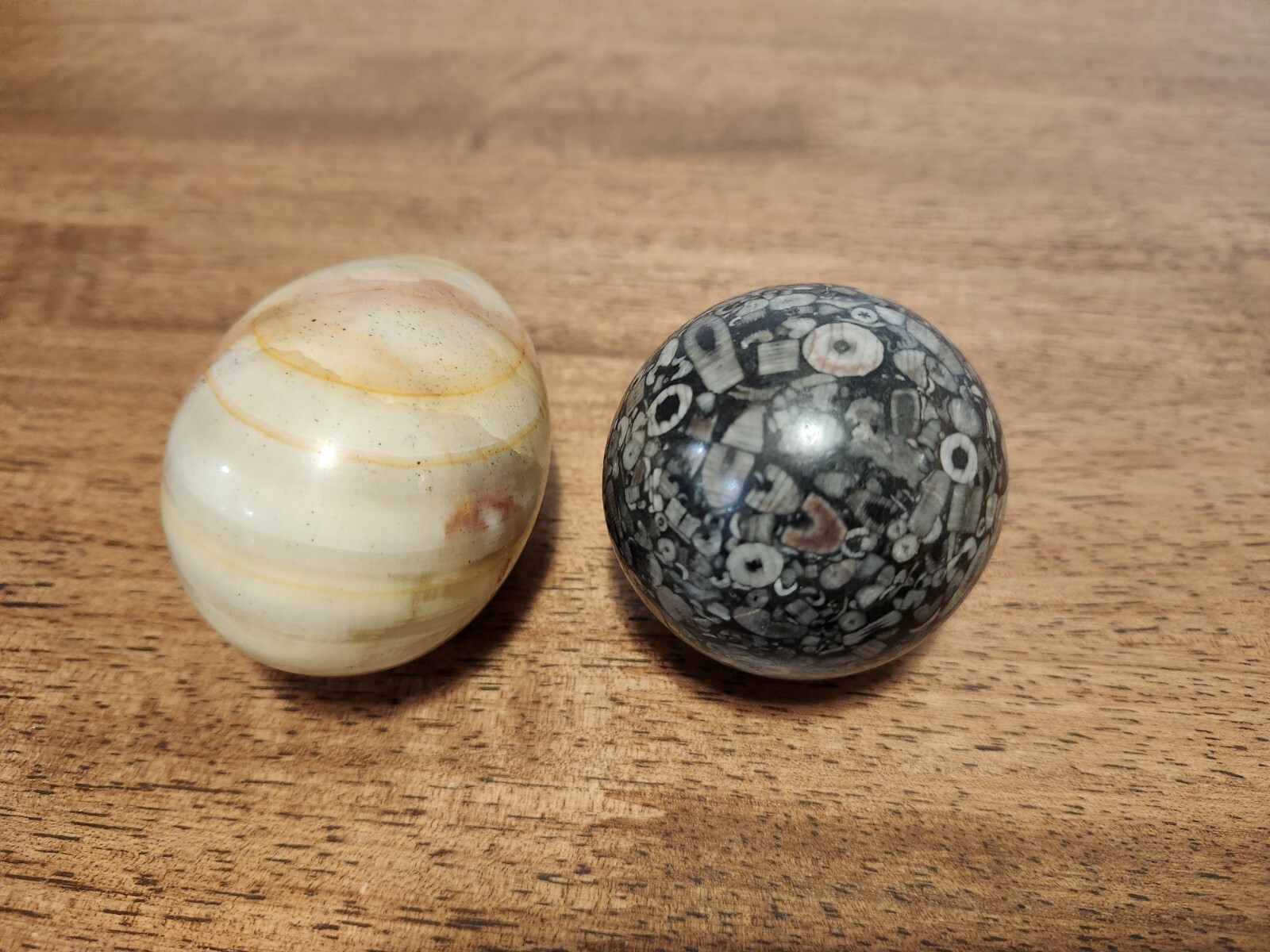 Bundle of Agatized Coral Jasper Stone Sphere and Onyx Marbled Egg