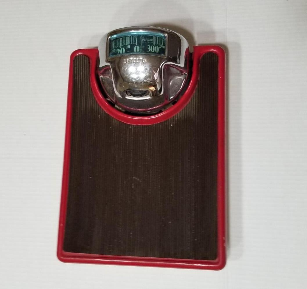 Vintage 1950s MCM Detecto Red/Cream/Chrome 300 lb Bathroom Scale Tough Color AA2