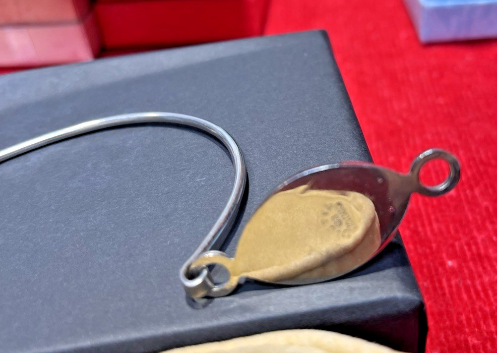 Taxco Mexico Alpaca Silver Howlite Stone Bangle Bracelet