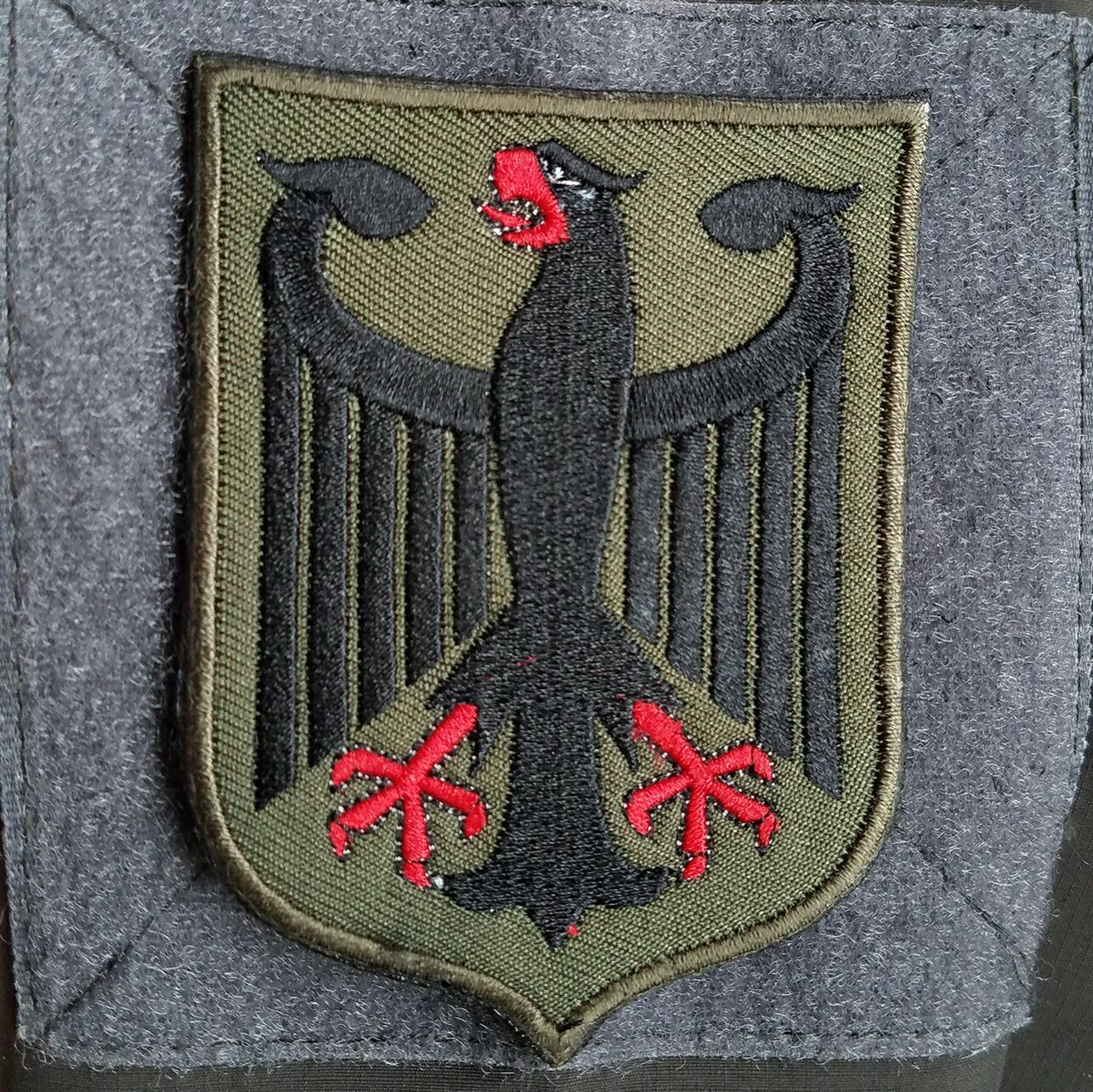 GERMAN EAGLE GERMANY FLAG TACTICAL ARMY EMBROIDERY HOOK LOOP PATCH BADGE FOREST