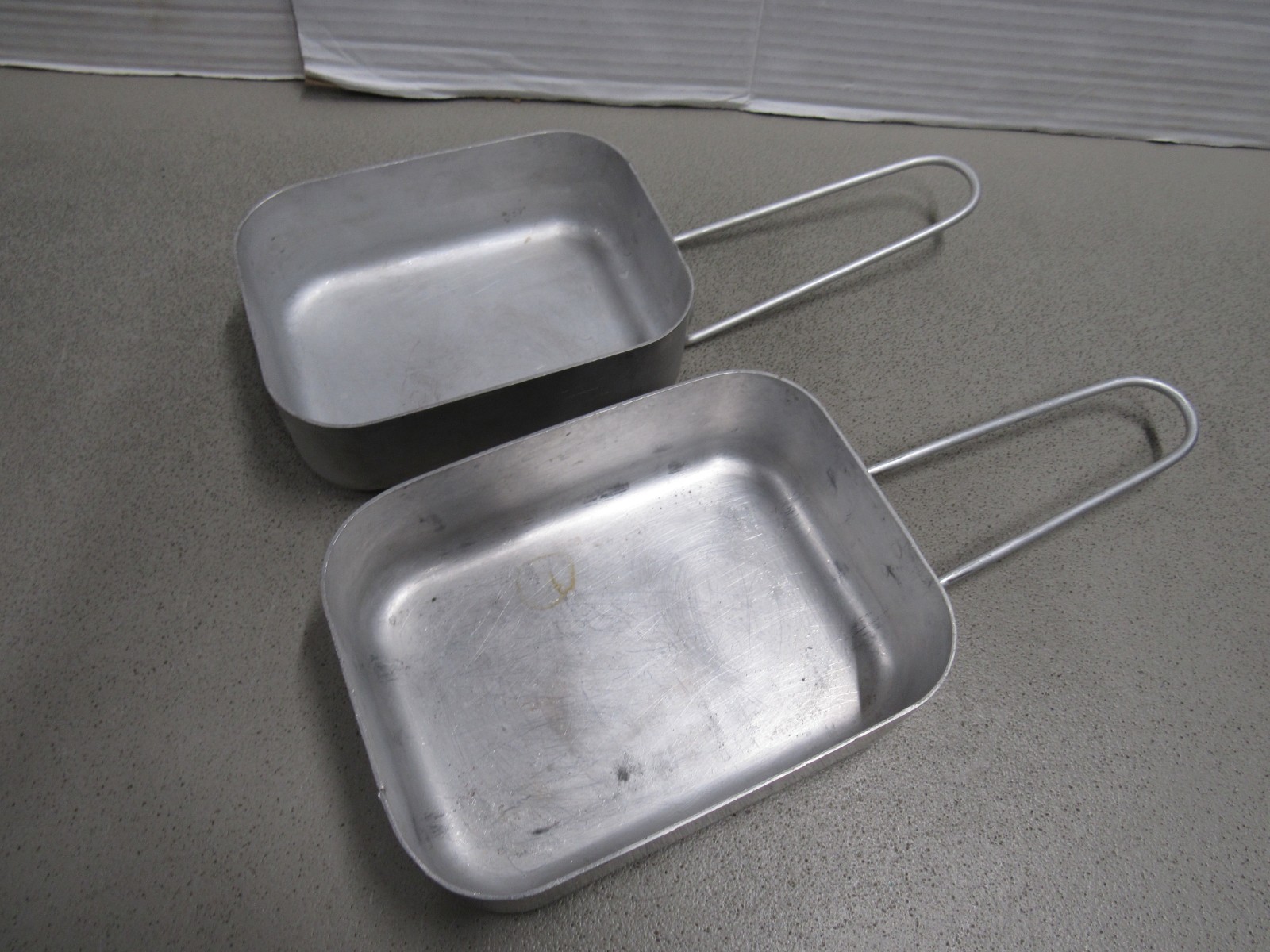 1981 Dutch Military Mess Kit Cooking Set 2 Piece Aluminum Pans Marked KL 81
