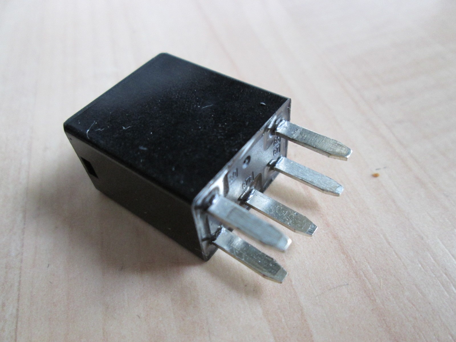 NEW Song Chuan 301-1C-C-R1 Automotive Relay 12V 35A/20A 5-prong SPDT #R21AD