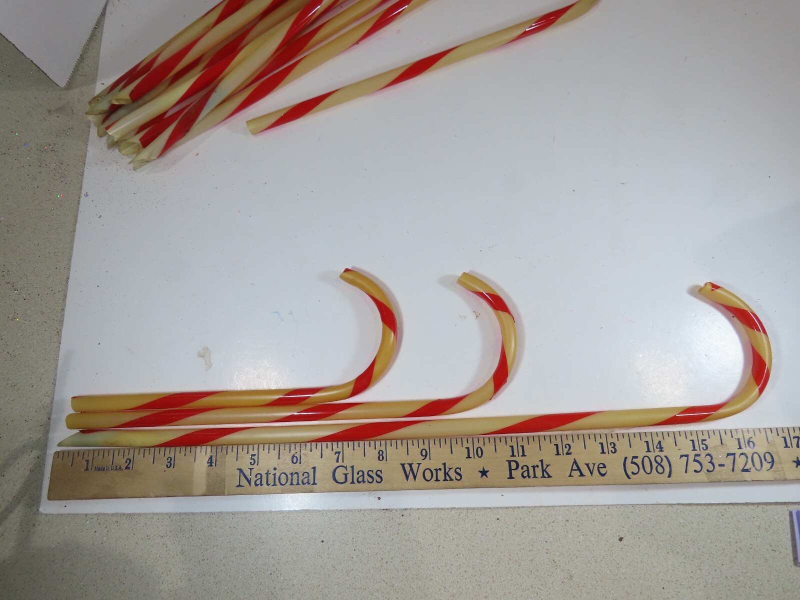 Candy Cane Lawn Ornaments Christmas Decor Plastic Lot Assorted Sizes C9374