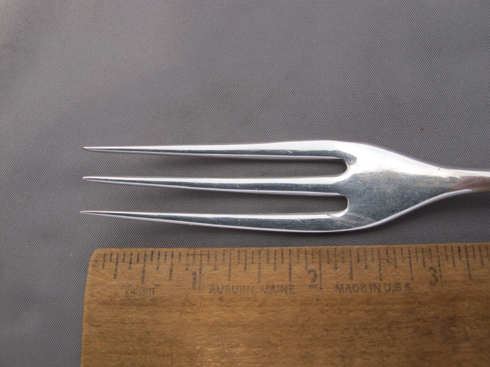 Stieff Sterling WILLIAMSBURG QUEEN ANNE (1940) DINNER FORKS-7 3/4 Inch-No Mono