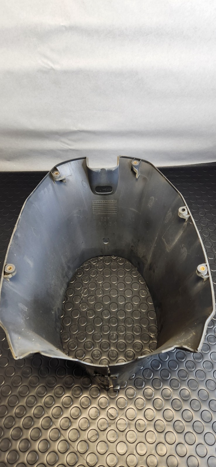 Yamaha Outboard Apron 63P-42741-00-8D 2004-2009 F150 (1138)