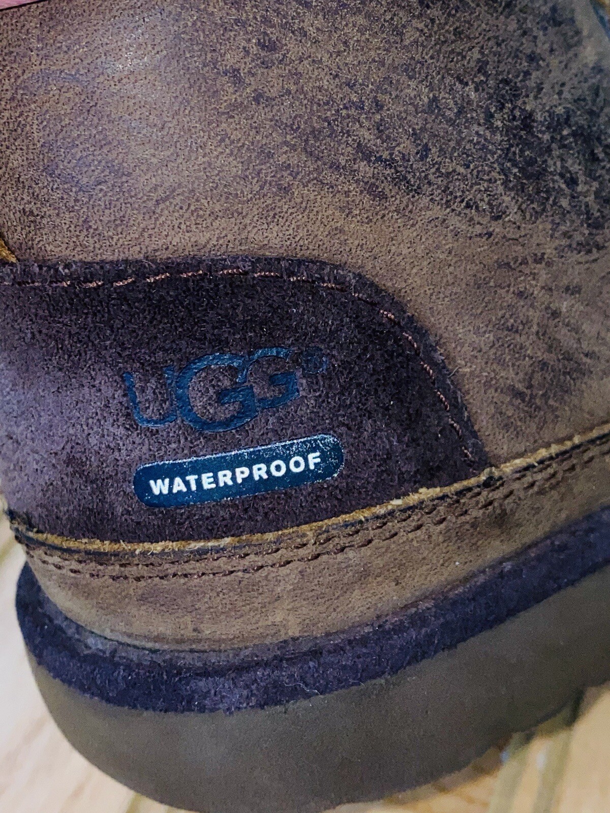 Ugg Neumel II Waterproof Chukka Leather Boots Brown 1017322T Boys Youth Size 11