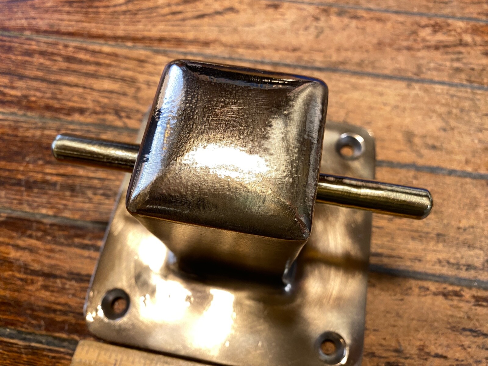 VINTAGE PERKO POLISHED BRONZE MOORING BITT, SAMPSON POST/BOLLARD, CLEAT 6" BASE