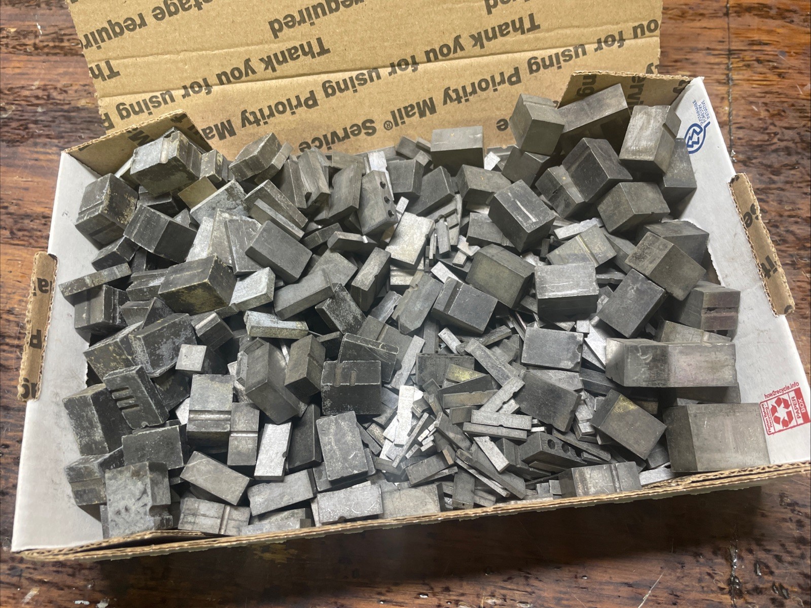LETTERPRESS LEAD SPACERS  7.5 Total Pounds. 12-36 Pt. Assortment Of Widths.