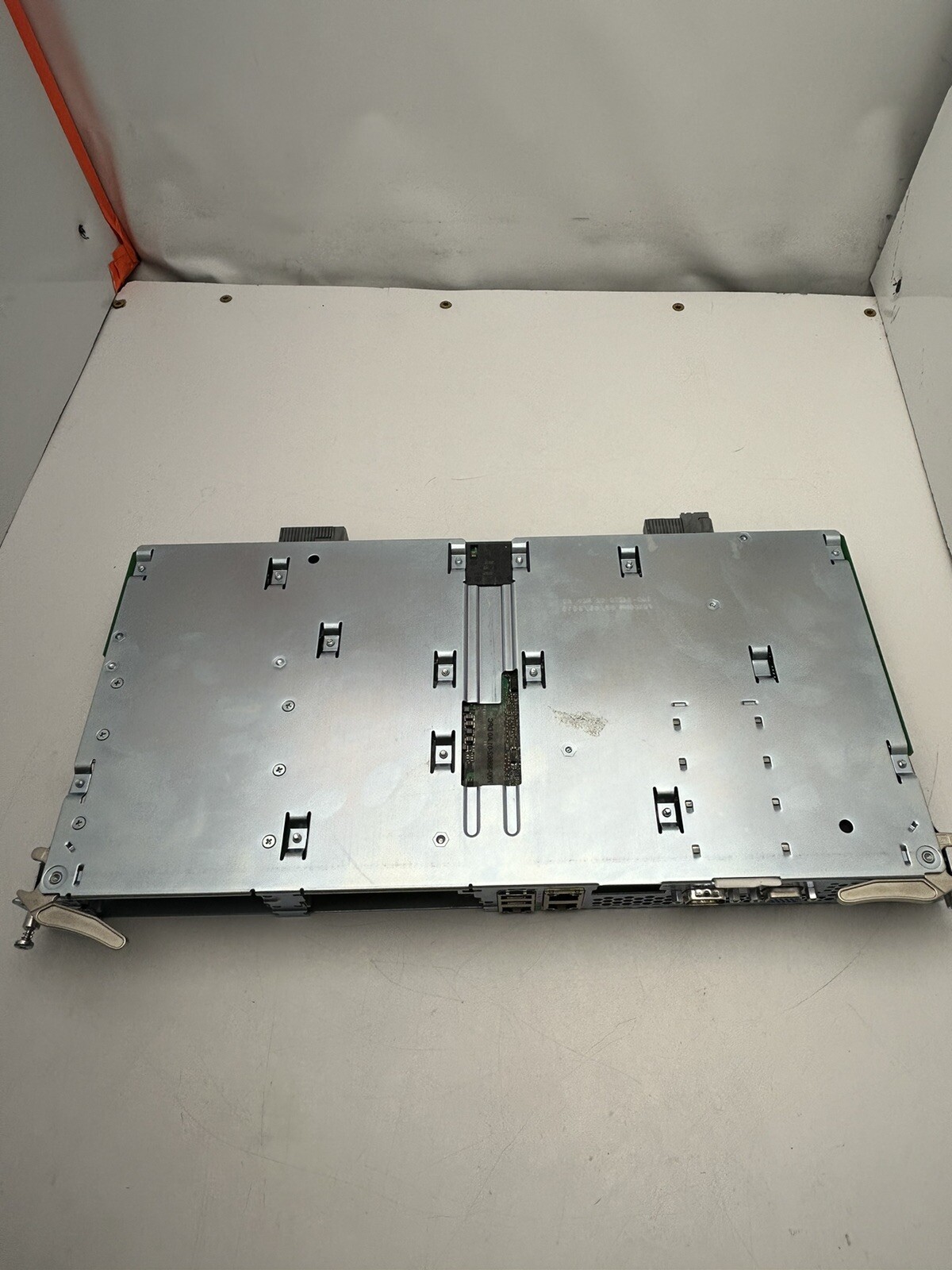 Cisco UCS-E160D-M2/K9 V01 HDD 32GB RAM w/ Xeon E5-2418L V2 @ 2.00 GHz