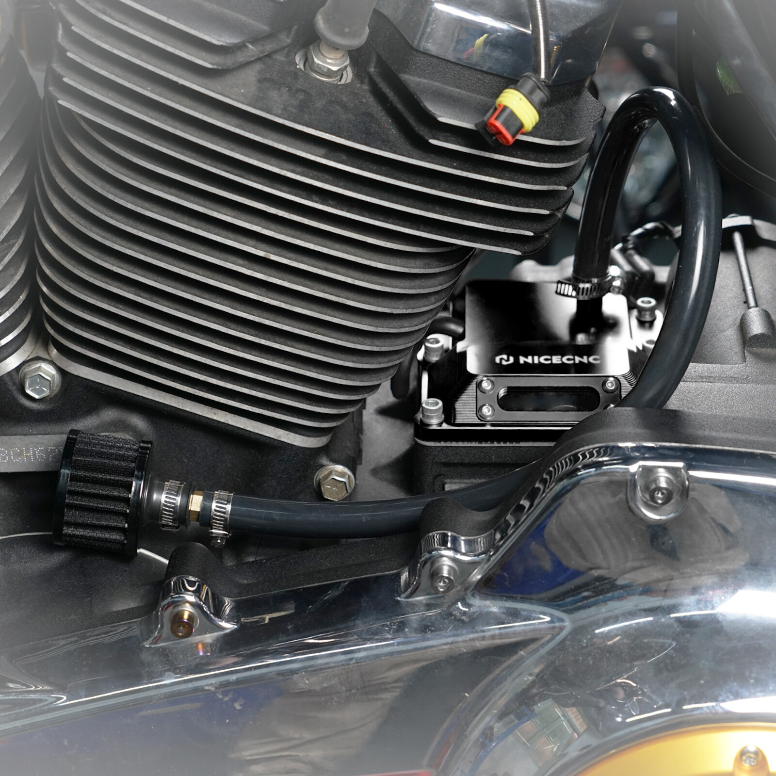 CNC M8 Gearbox Transmission Top Cover For Harley Street Glide FLHX /FLHXS 17-22