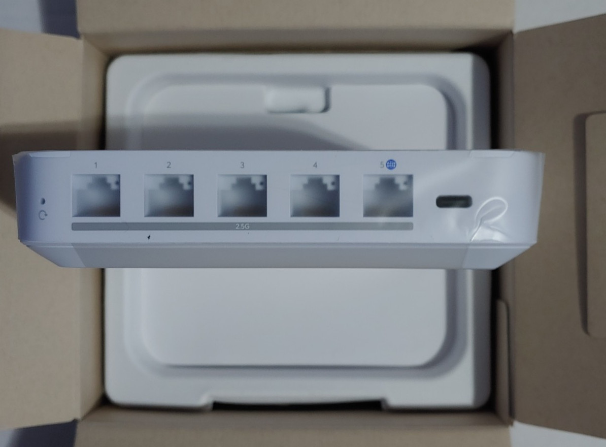 Ubiquiti UXG-MAX Gateway Max Multi WAN Gateway 2.3 Gbps Routing,2.5 GbE Ports US