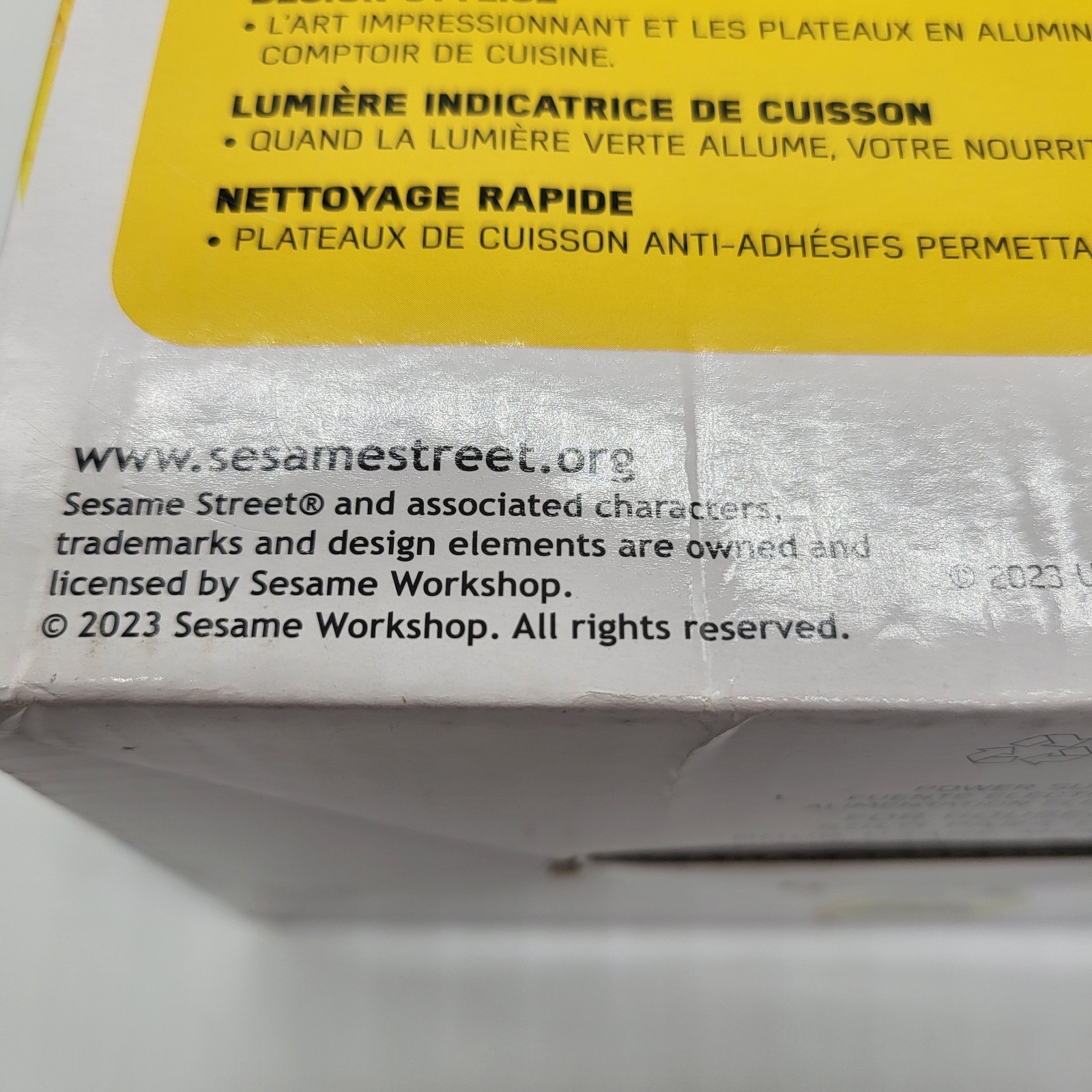 Sesame Street Elmo Waffle Maker Easy Cleanup Cook Light Indicator Stylish Design