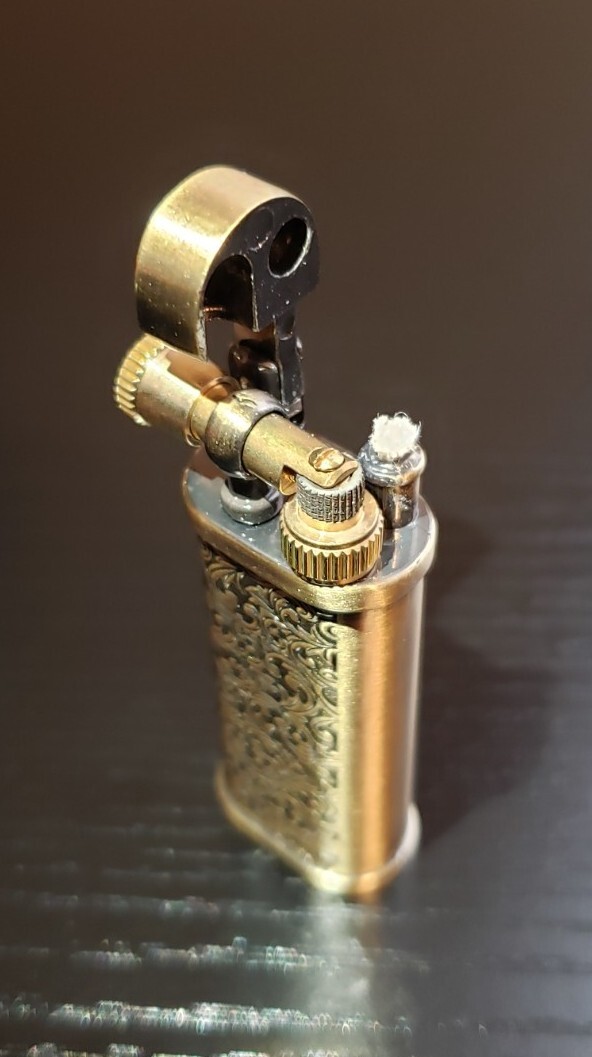 VINTAGE RETRO STYLE ROLLER LIGHTER Trench Retro Fuel Saving Lighter O Ring USA