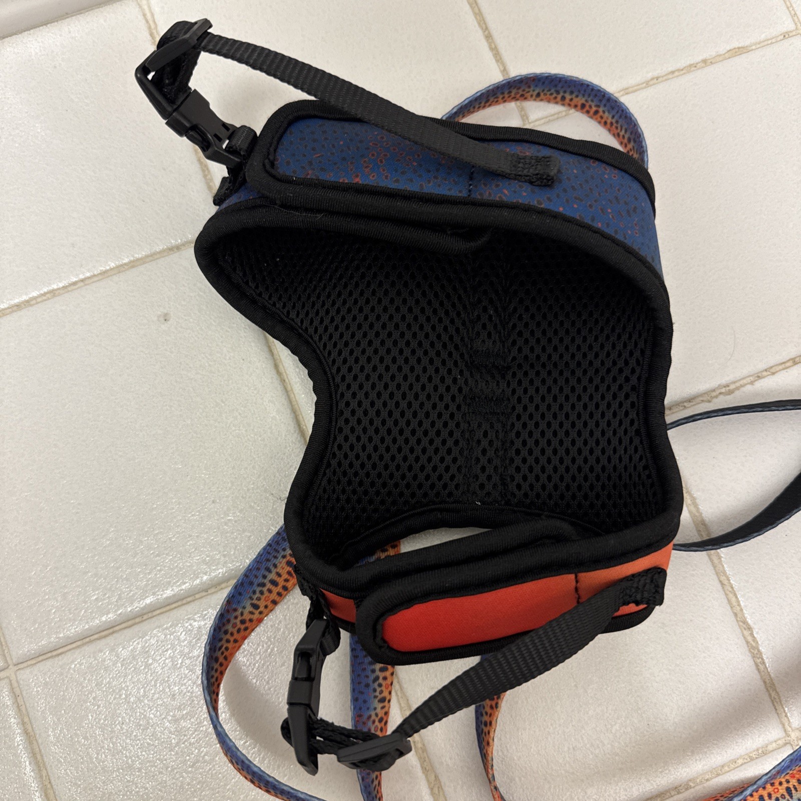 Small Dog Or Cat Leash And Harness Speckled Trout Design