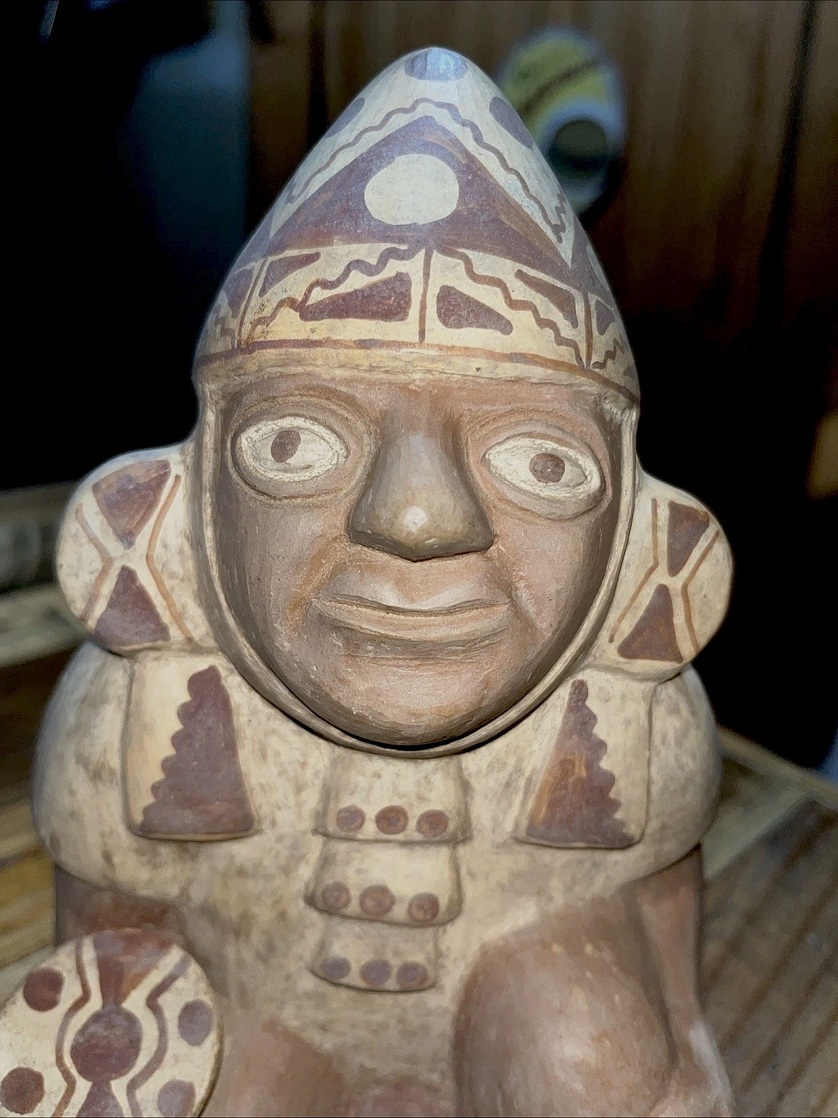 Peruvian Moche Pichu Style Pottery Stirrup Spout Vessel 8 1/2" Kneeling Warrior