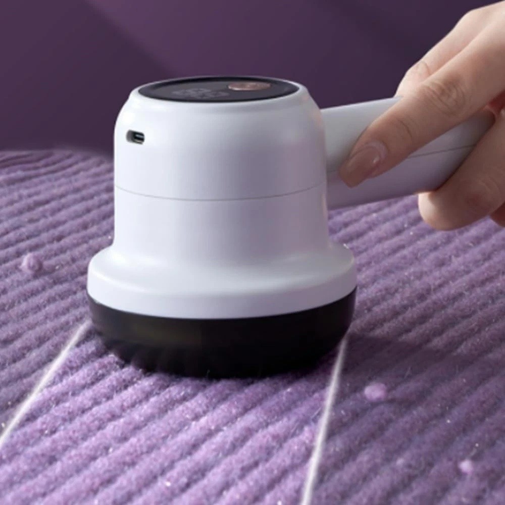 White Electric Lint Remover Shaver M-2 Rechargeable Fabric Fuzz Remover