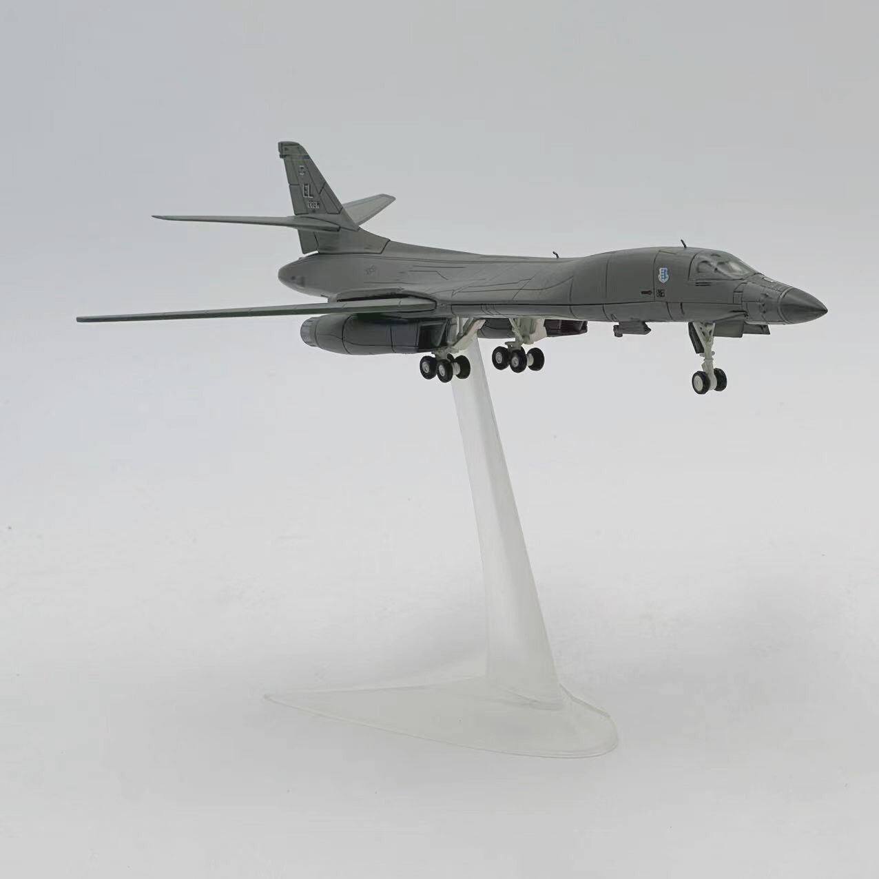 Wltk USAF EL28BW Rockwell B-1B Lancer Bomber 1/200 Diecast Aircraft Jet Model