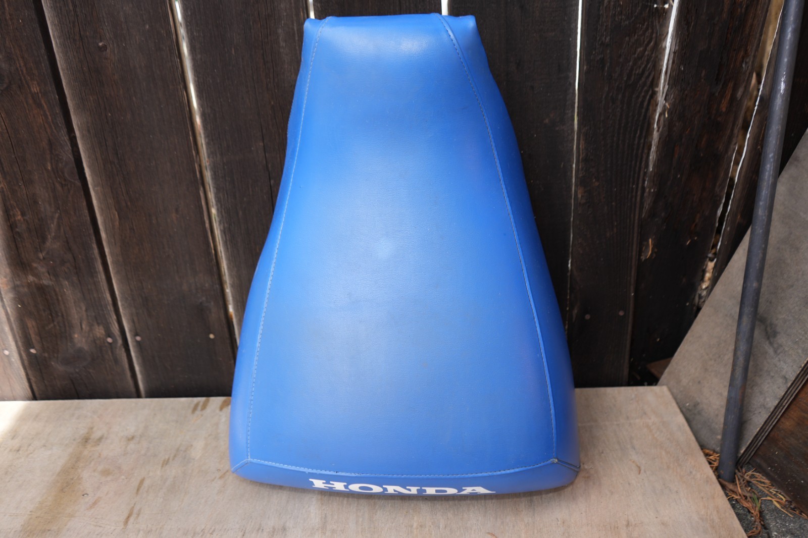 1987 Honda ATC 250ES BIG RED Seat Base Pan Saddle OEM 1985-1986-1987