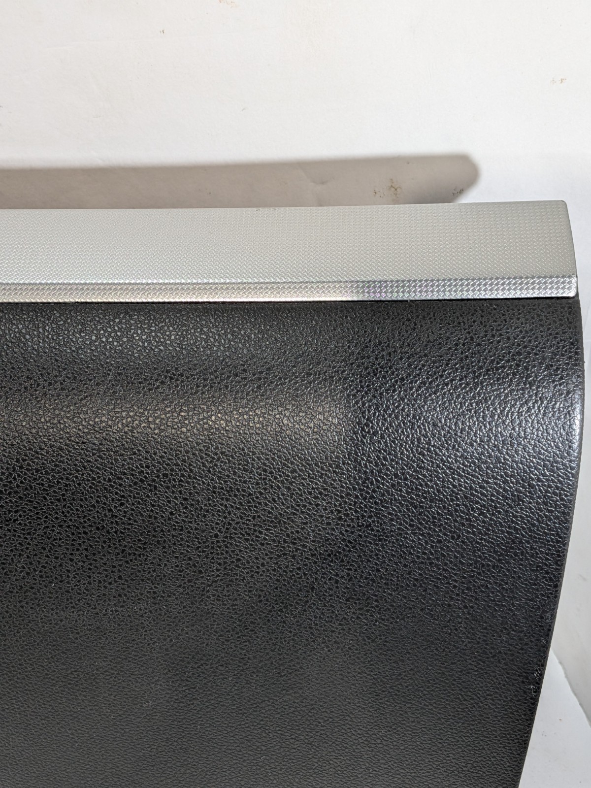 BB53-78060T10-AB/C 11-19 Ford Explorer Glove Box Door Black Silver Trim OEM