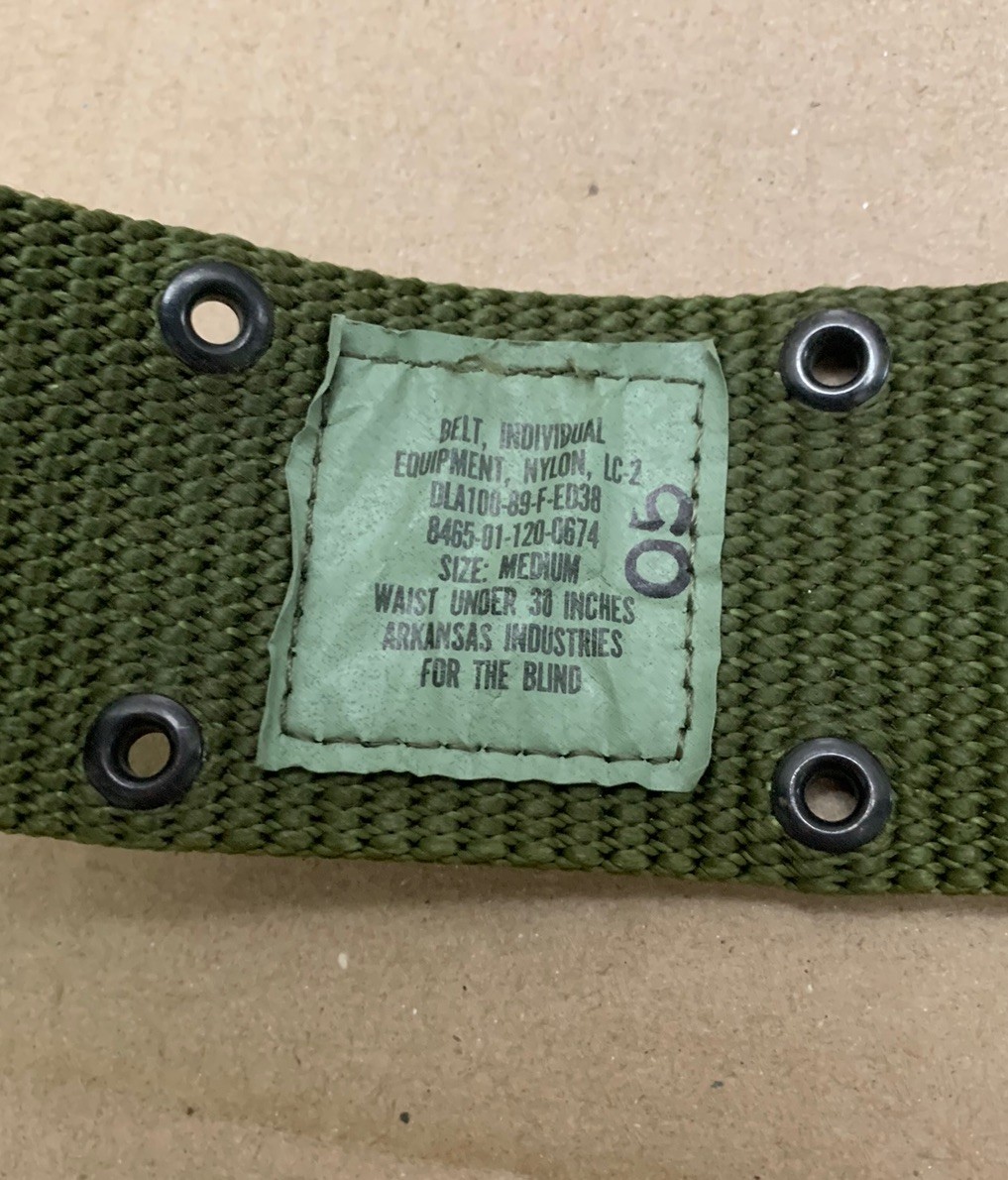 US Military LC-2 Nylon Individual Equipment Belt Size Medium