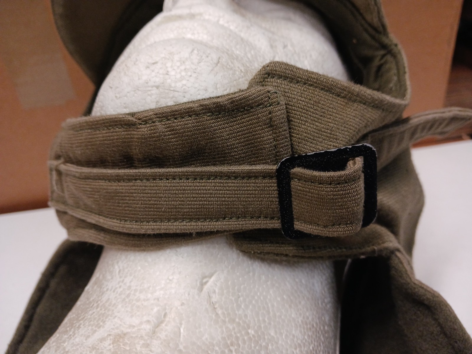 USN Winter Cloth Deck Helmet Khaki/OD Green Hat Sz 7-3/4 NOS