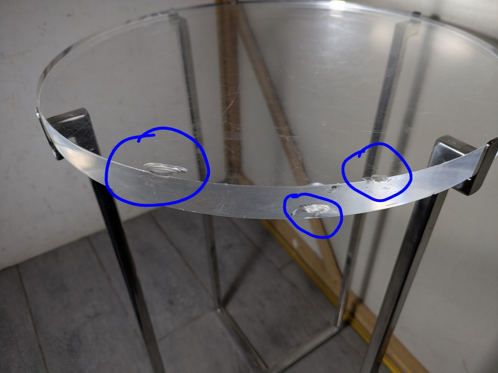 Vintage Mid Century Modern Glam Round Acrylic Lucite Sculptural Metal Table K24