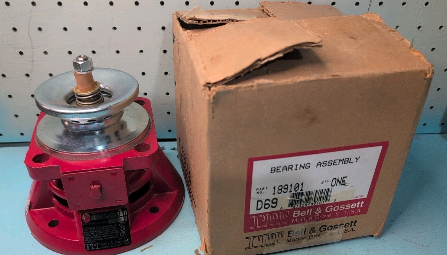 Bell & Gossett 189101 Series 100 Booster Pump Bearing Assembly w/Impeller - NOS