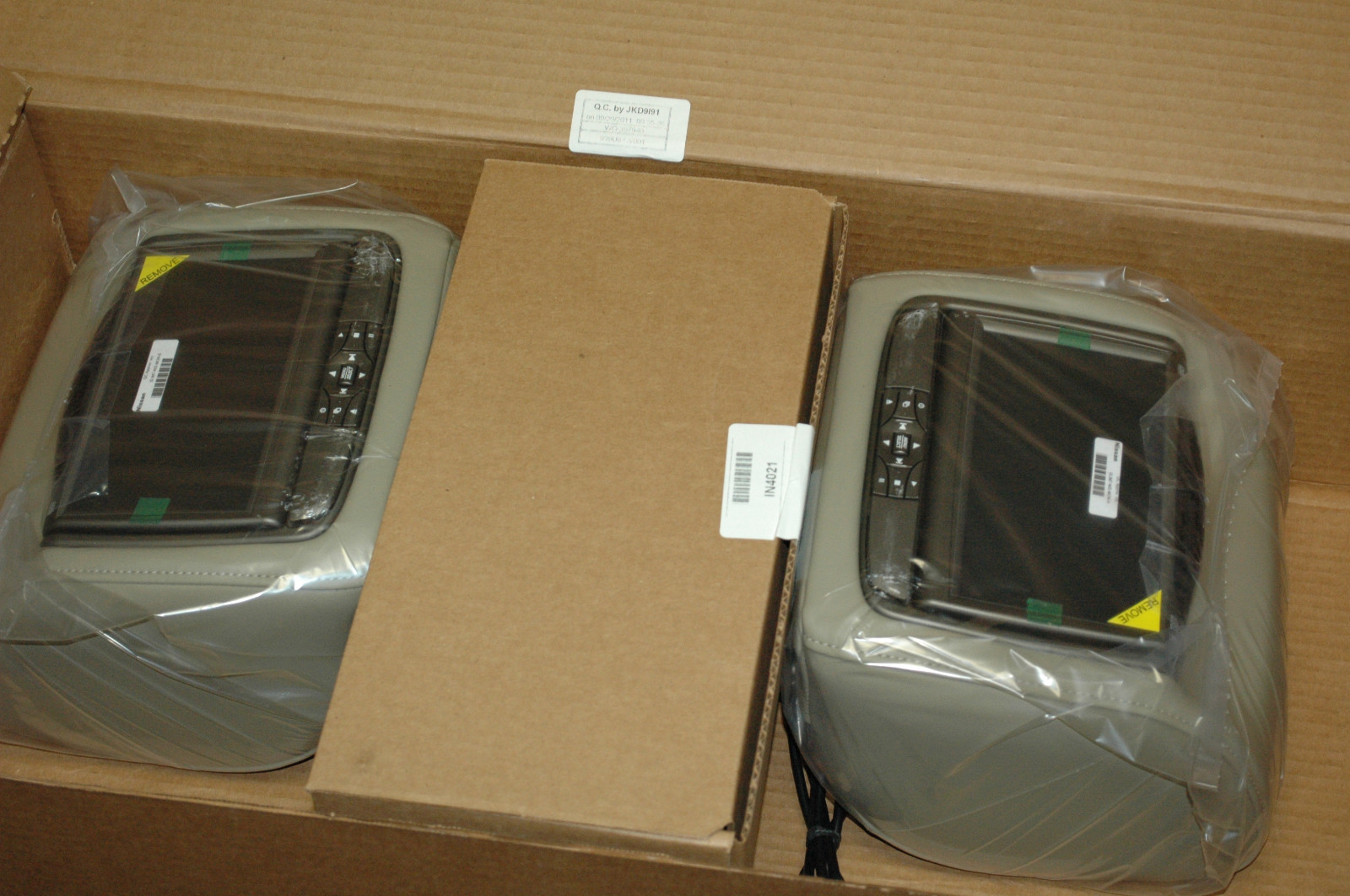 Authentic Nissan Headrest DVD Beige leather Murano 999U8-CV001 2009-2015