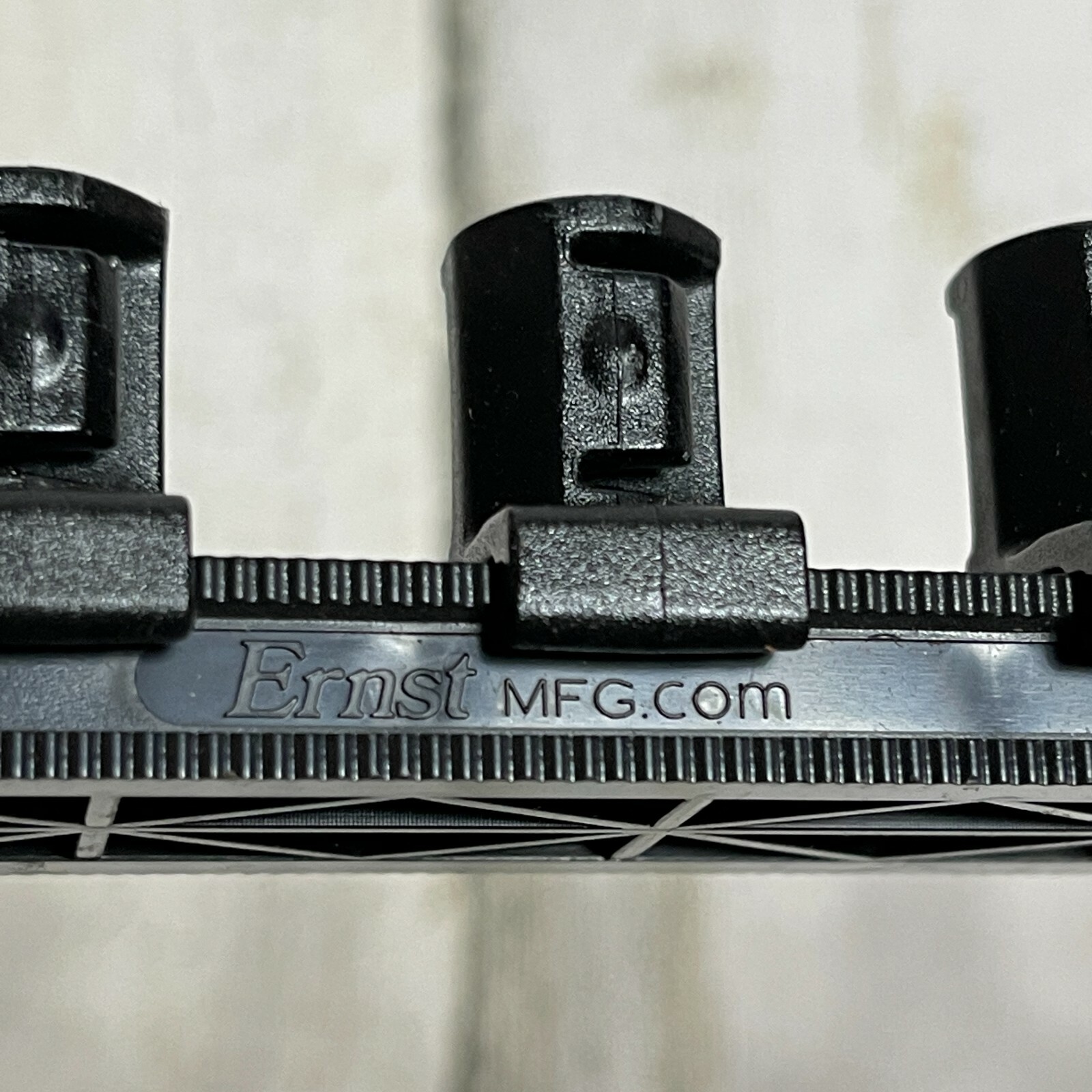 Ernst 1/2" Drive 13" Socket Organizer Rail with 11 Twist Lock Clips - Black