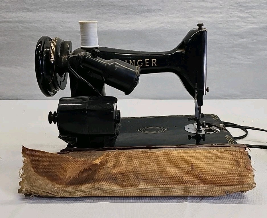 Vintage Singer 99K Sewing Machine Motor Works Need Belt